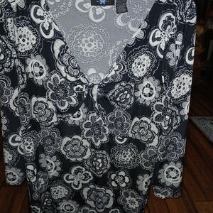 New Editions Floral Black and White Long Sleeve Maternity Top